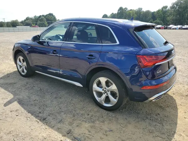 WA1EAAFY4N2072279 2022 AUDI Q5 - Image 2