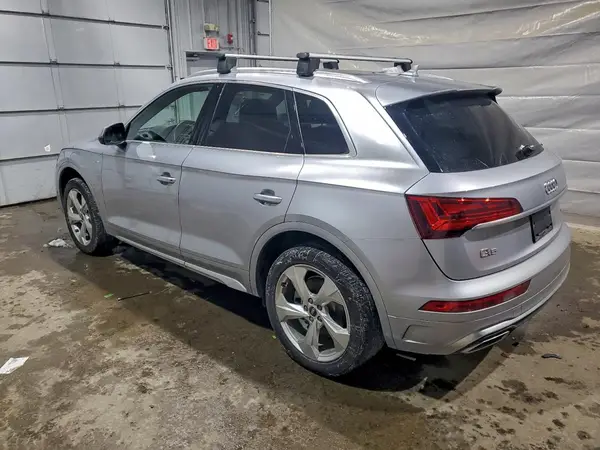 WA1EAAFY4N2081645 2022 AUDI Q5 - Image 2