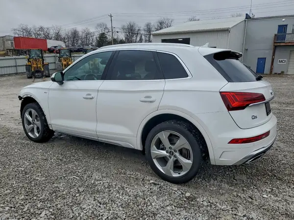 WA1EAAFY4N2103160 2022 AUDI Q5 - Image 2
