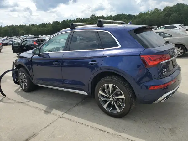 WA1EAAFY4N2110593 2022 AUDI Q5 - Image 2