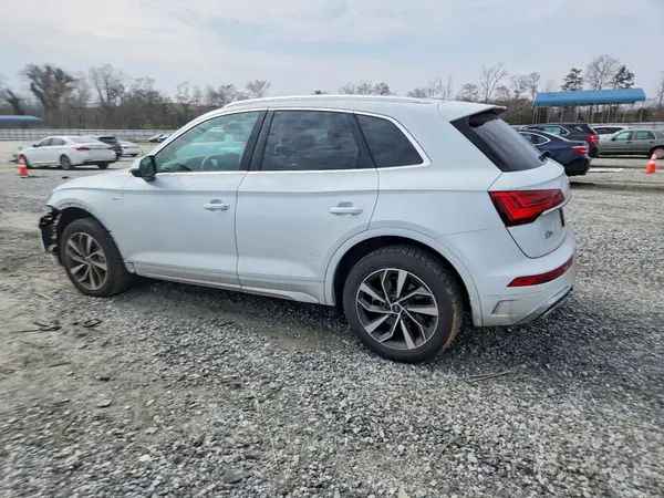 WA1EAAFY4N2122131 2022 AUDI Q5 - Image 2