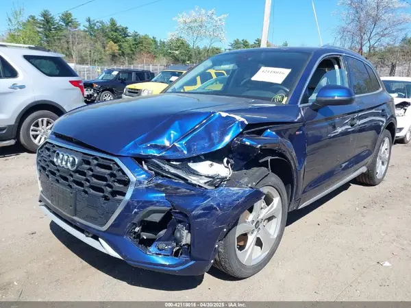 WA1EAAFY4P2052682 2023 AUDI Q5 - Image 2