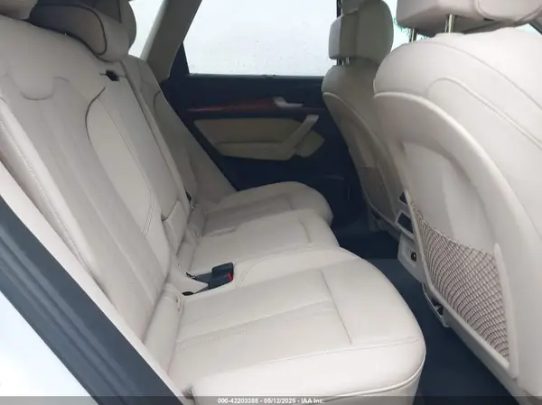 WA1EAAFY4P2073760 2023 AUDI Q5 - Image 8
