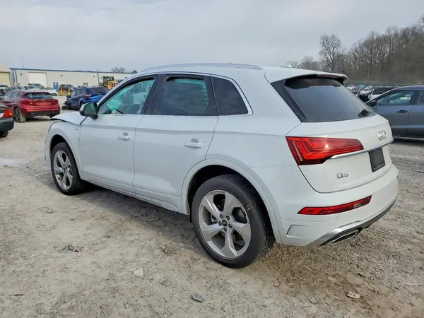WA1EAAFY4P2109690 2023 AUDI Q5 - Image 2