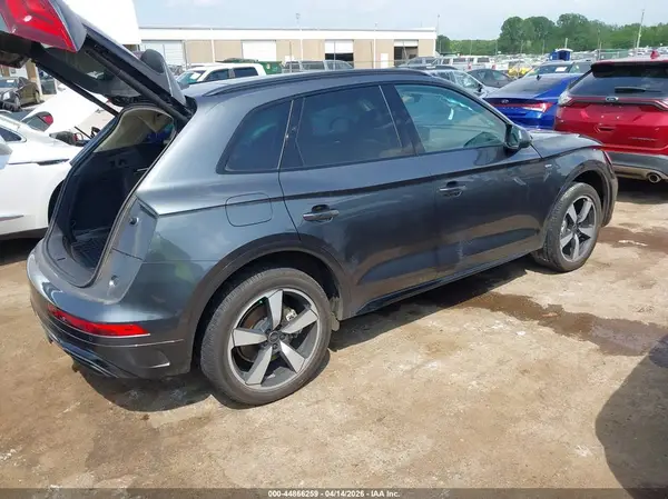 2023 AUDI Q5 IAAI lot 44866259 auction photo 4