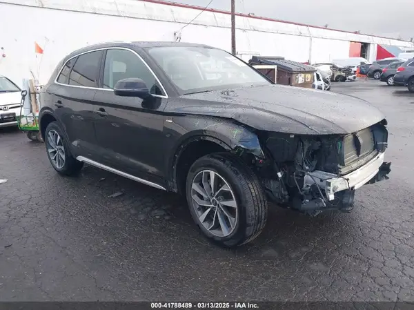WA1EAAFY4R2034203 2024 AUDI Q5 - Image 1