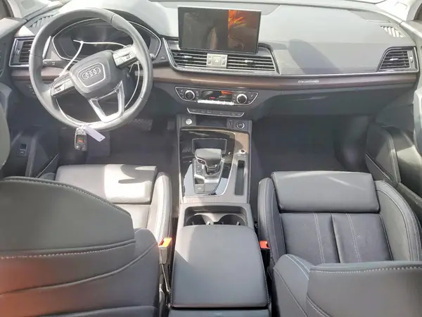 WA1EAAFY4R2069047 2024 AUDI Q5 - Image 8