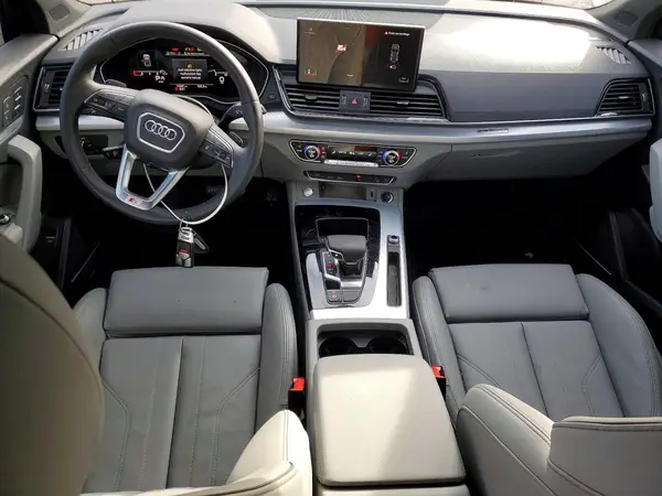 WA1EAAFY4R2075088 2024 AUDI Q5 - Image 8