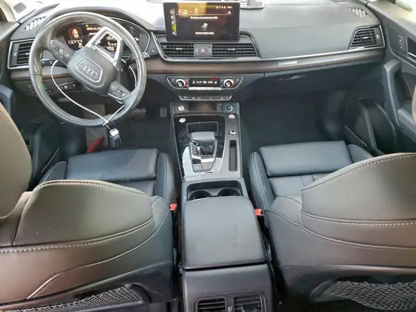 WA1EAAFY4R2082901 2024 AUDI Q5 - Image 8