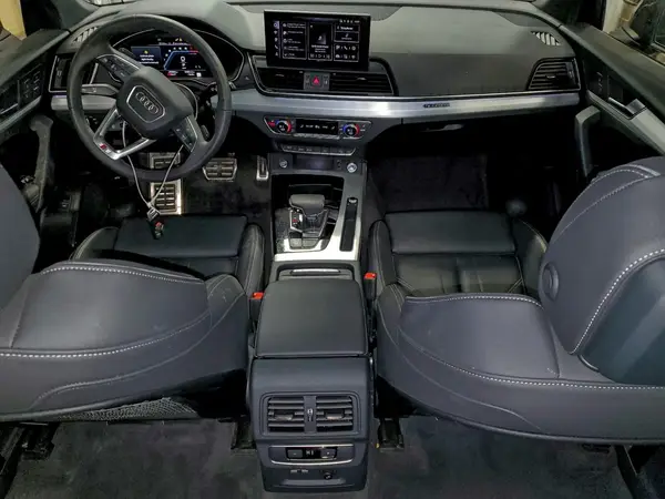 WA1EAAFY4R2101995 2024 AUDI Q5 - Image 8
