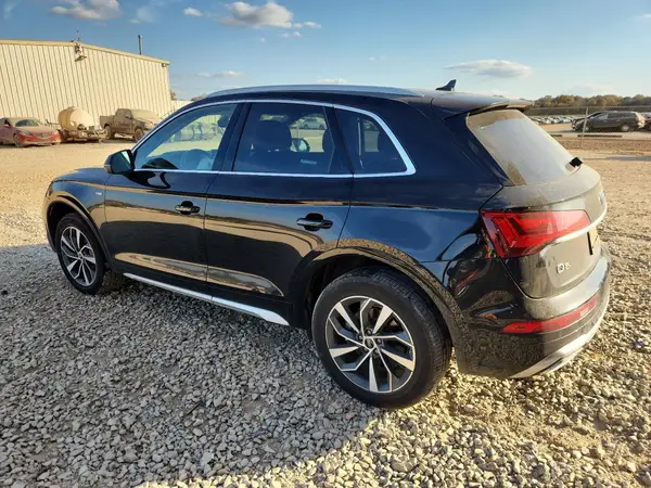 WA1EAAFY4R2132616 2024 AUDI Q5 - Image 2