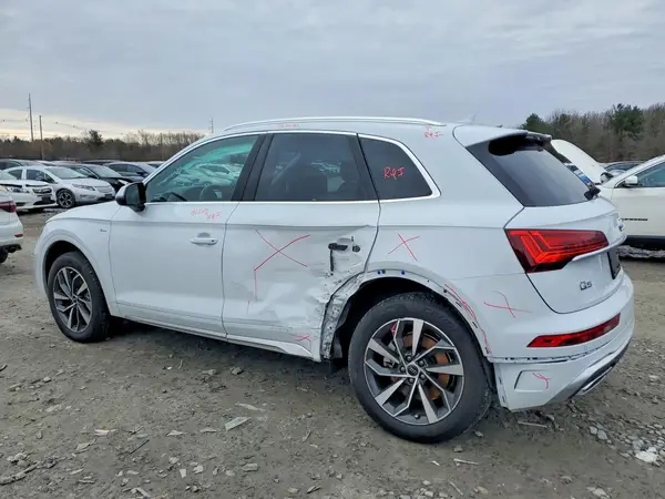 WA1EAAFY4R2149738 2024 AUDI Q5 - Image 2