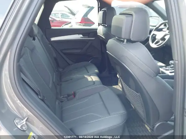 WA1EAAFY4S2011428 2025 AUDI Q5 - Image 8