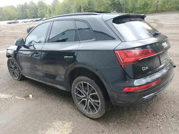 WA1EAAFY5M2038348 2021 AUDI Q5 - Image 2