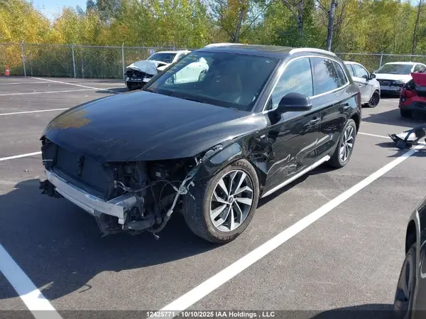 WA1EAAFY5M2068580 2021 AUDI Q5 - Image 2