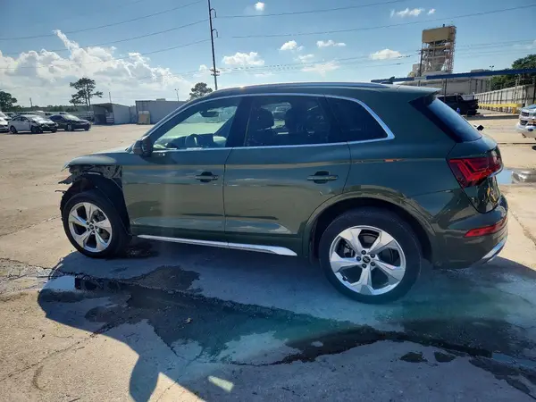 WA1EAAFY5N2043096 2022 AUDI Q5 - Image 2