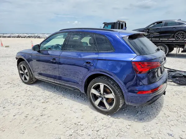 WA1EAAFY5N2077944 2022 AUDI Q5 - Image 2