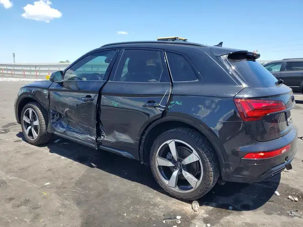 WA1EAAFY5N2079130 2022 AUDI Q5 - Image 2