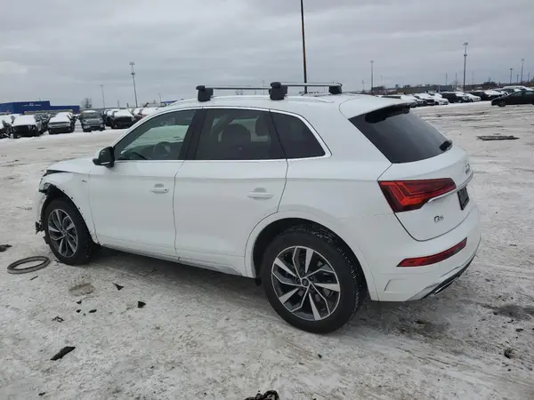 WA1EAAFY5N2095246 2022 AUDI Q5 - Image 2