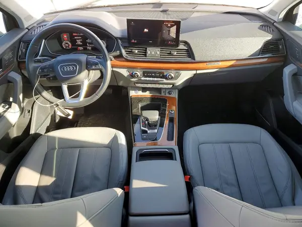 WA1EAAFY5N2103524 2022 AUDI Q5 - Image 8