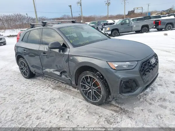 WA1EAAFY5N2124812 2022 AUDI Q5 - Image 1