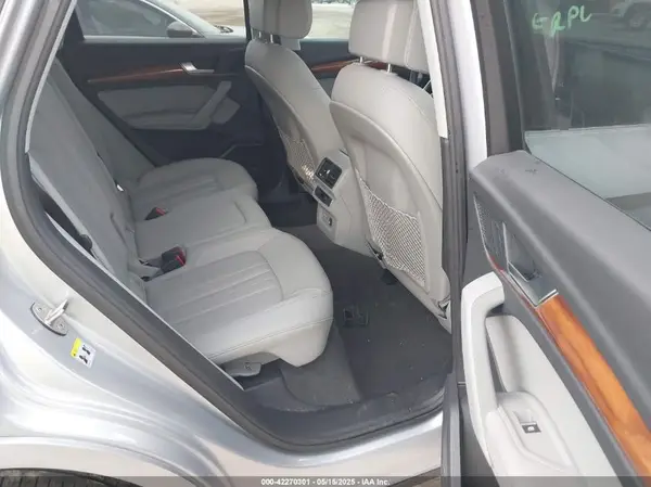 WA1EAAFY5N2130318 2022 AUDI Q5 - Image 8