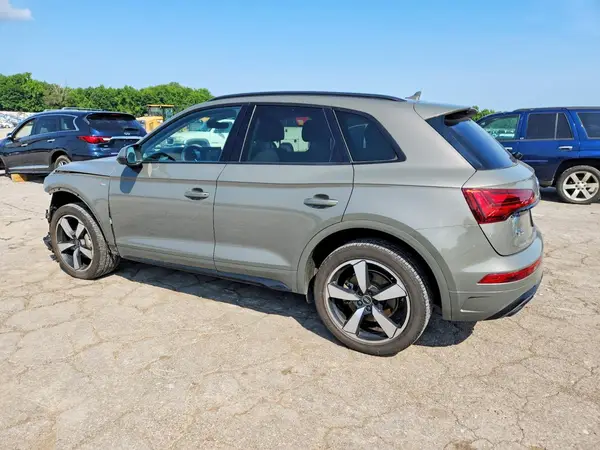 WA1EAAFY5P2061875 2023 AUDI Q5 - Image 2
