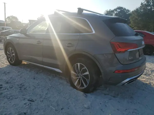 WA1EAAFY5P2070303 2023 AUDI Q5 - Image 2