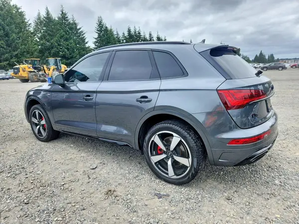 WA1EAAFY5R2078582 2024 AUDI Q5 - Image 2