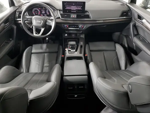 WA1EAAFY5R2085676 2024 AUDI Q5 - Image 8