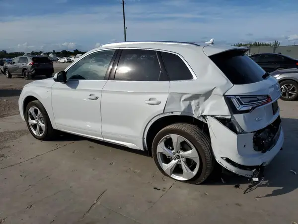 WA1EAAFY5R2093700 2024 AUDI Q5 - Image 2