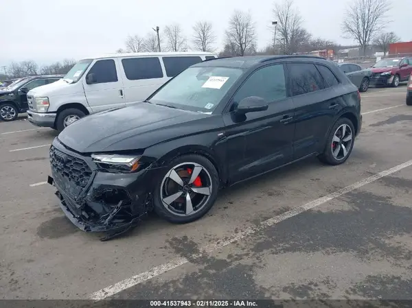 WA1EAAFY5R2110849 2024 AUDI Q5 - Image 2