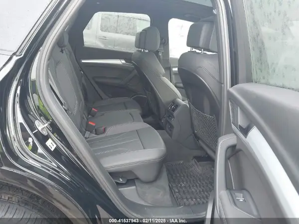 WA1EAAFY5R2110849 2024 AUDI Q5 - Image 8