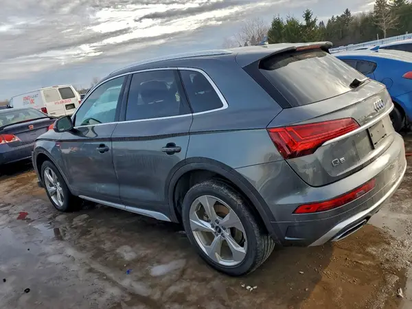 WA1EAAFY6M2138538 2021 AUDI Q5 - Image 2