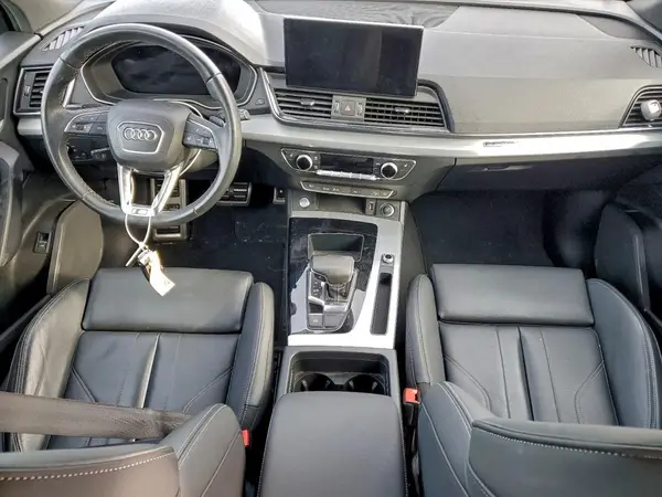 WA1EAAFY6M2138538 2021 AUDI Q5 - Image 8