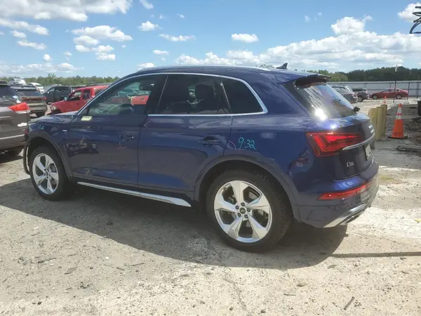 WA1EAAFY6N2026047 2022 AUDI Q5 - Image 2