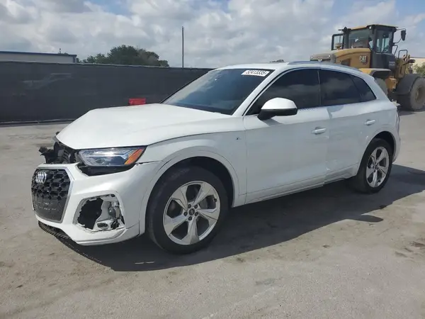 WA1EAAFY6N2032429 2022 AUDI Q5 - Image 1