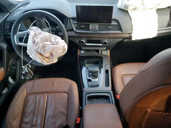 WA1EAAFY6N2049876 2022 AUDI Q5 - Image 8