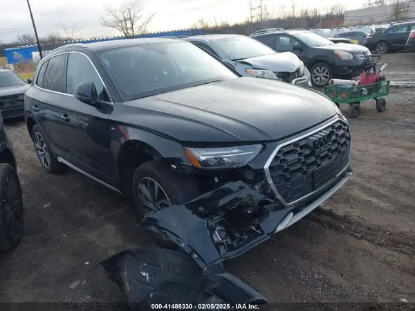 WA1EAAFY6P2008831 2023 AUDI Q5 - Image 1