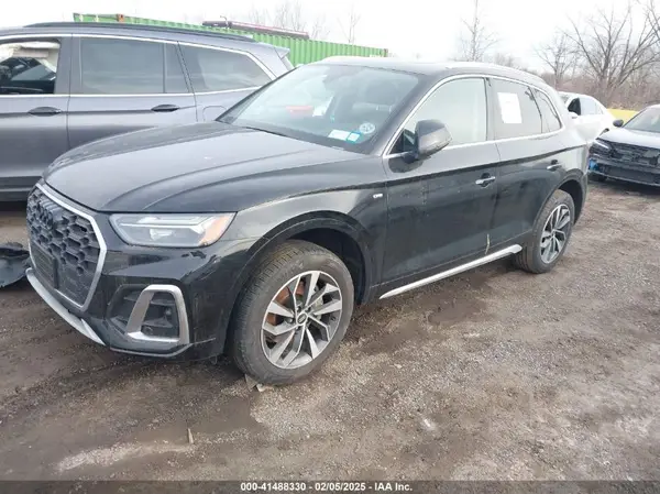 WA1EAAFY6P2008831 2023 AUDI Q5 - Image 2