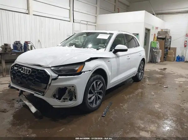 WA1EAAFY6P2015102 2023 AUDI Q5 - Image 2