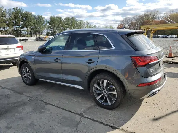 WA1EAAFY6P2052165 2023 AUDI Q5 - Image 2