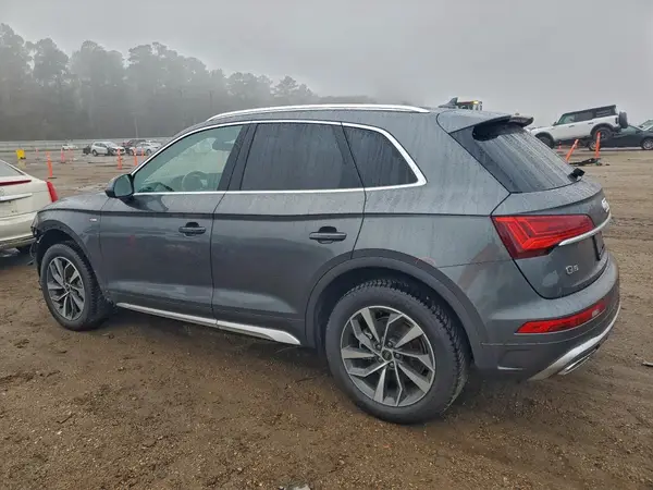 WA1EAAFY6P2103535 2023 AUDI Q5 - Image 2