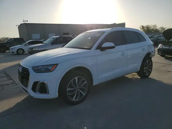 WA1EAAFY6R2019329 2024 AUDI Q5 - Image 1