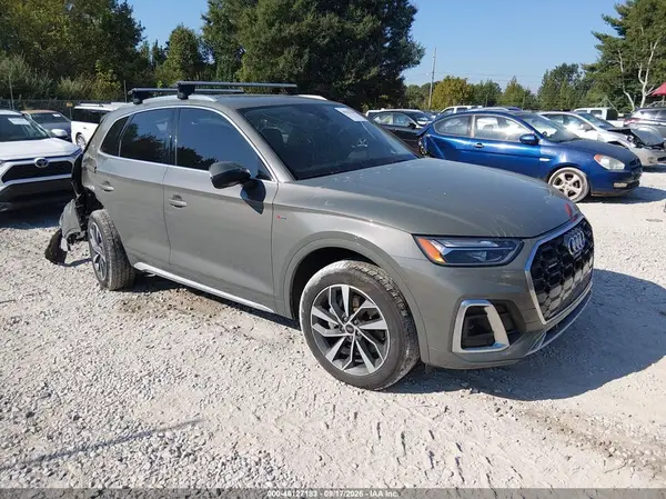 WA1EAAFY6R2027835 2024 AUDI Q5 - Image 1