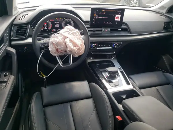 WA1EAAFY6R2050726 2024 AUDI Q5 - Image 8
