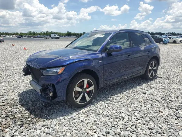 WA1EAAFY6R2054422 2024 AUDI Q5 - Image 1