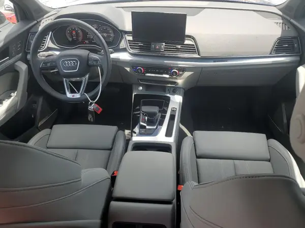 WA1EAAFY6R2054422 2024 AUDI Q5 - Image 8