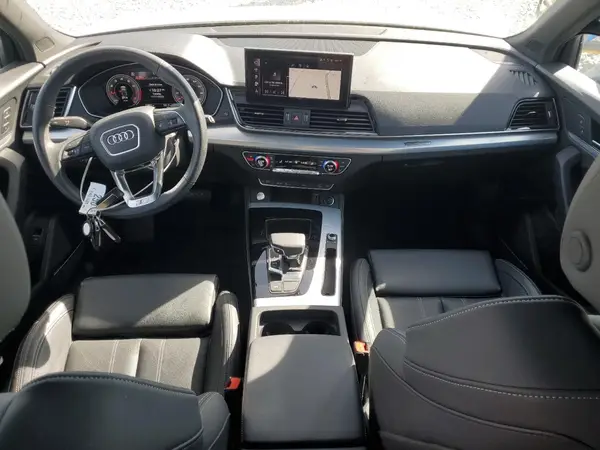 WA1EAAFY6R2068157 2024 AUDI Q5 - Image 8
