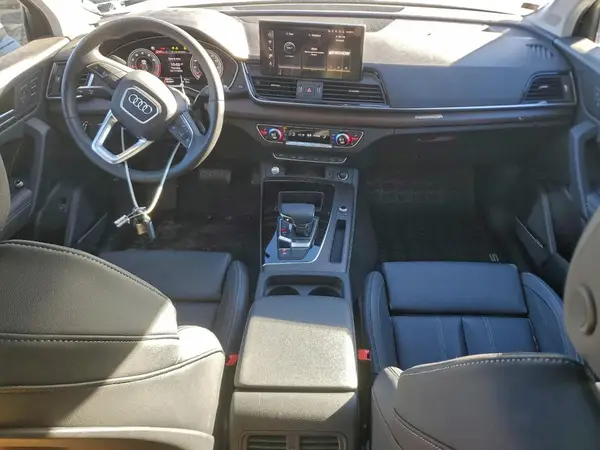 WA1EAAFY6R2069812 2024 AUDI Q5 - Image 8